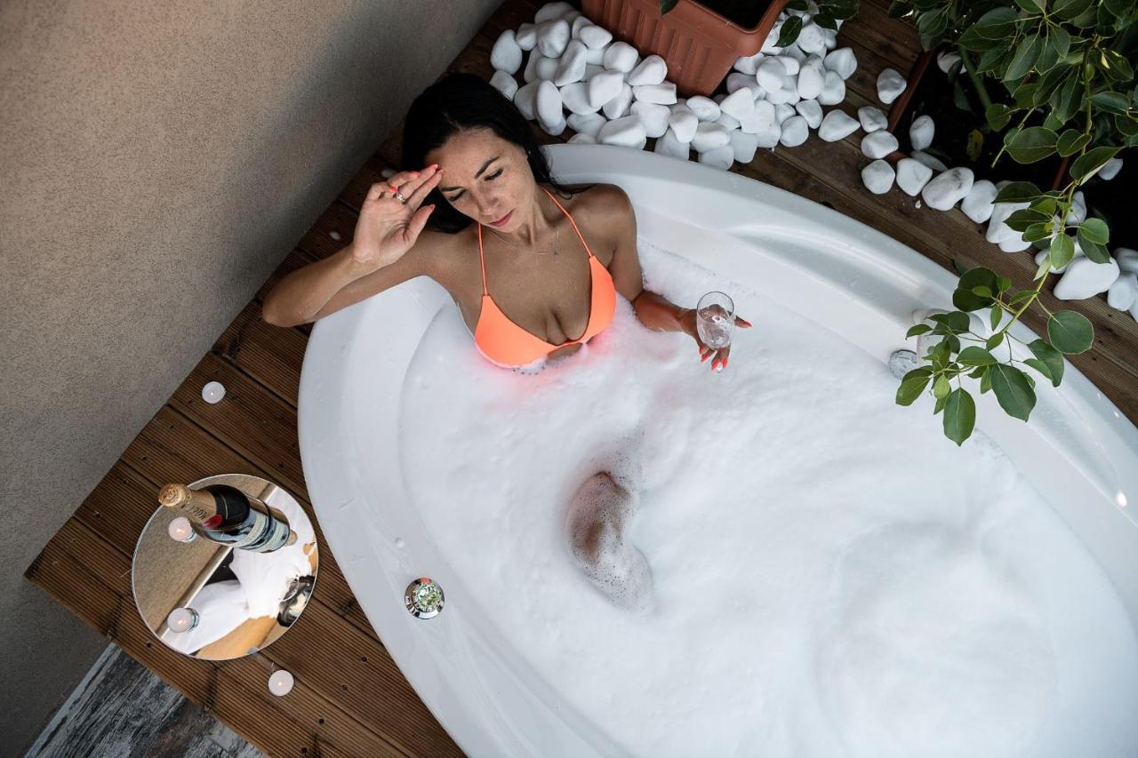Castello Luxury Residence With Private Jacuzzi La Canea Esterno foto