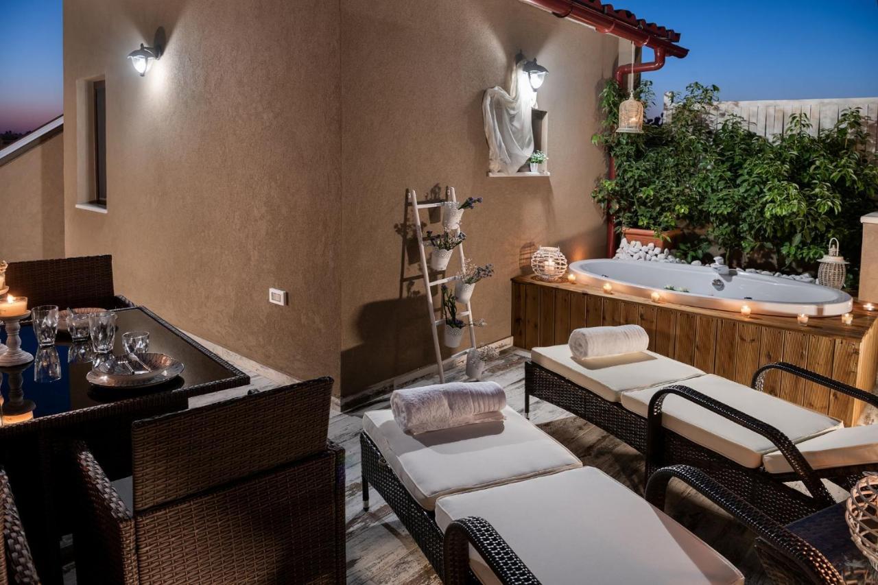 Castello Luxury Residence With Private Jacuzzi La Canea Esterno foto